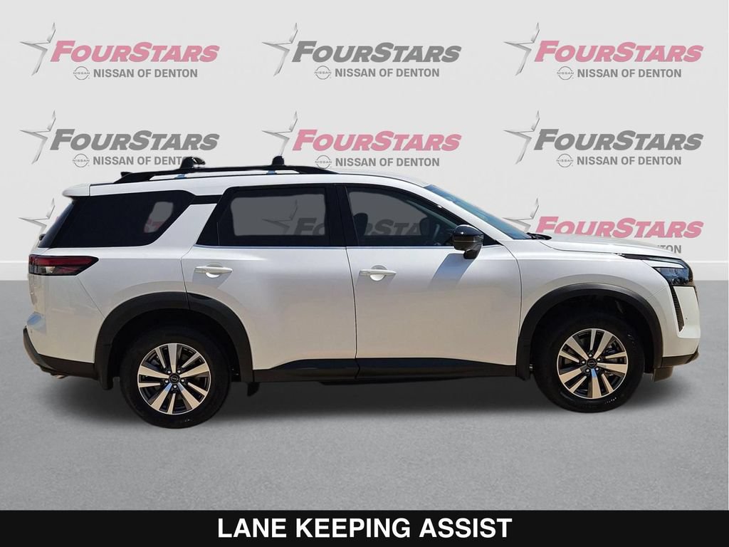 New 2026 Nissan Pathfinder SL FWD image 3