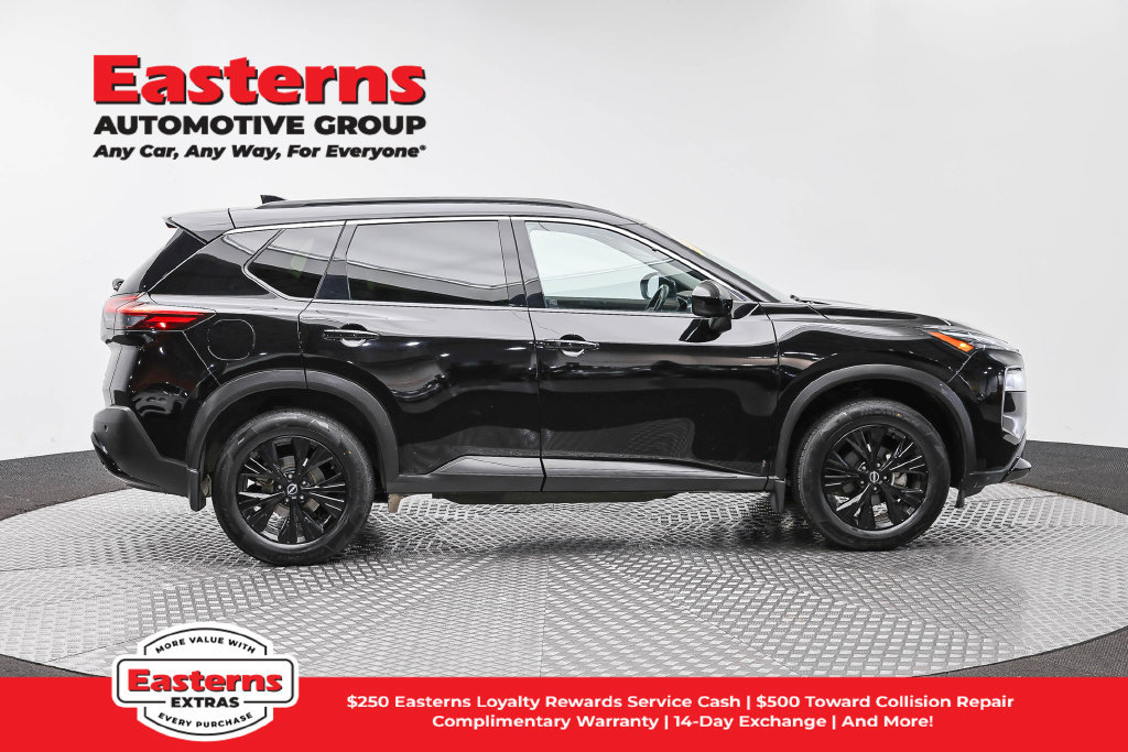Used 2023 Nissan Rogue SV w/ SV Premium B Package AWD/4WD image 5