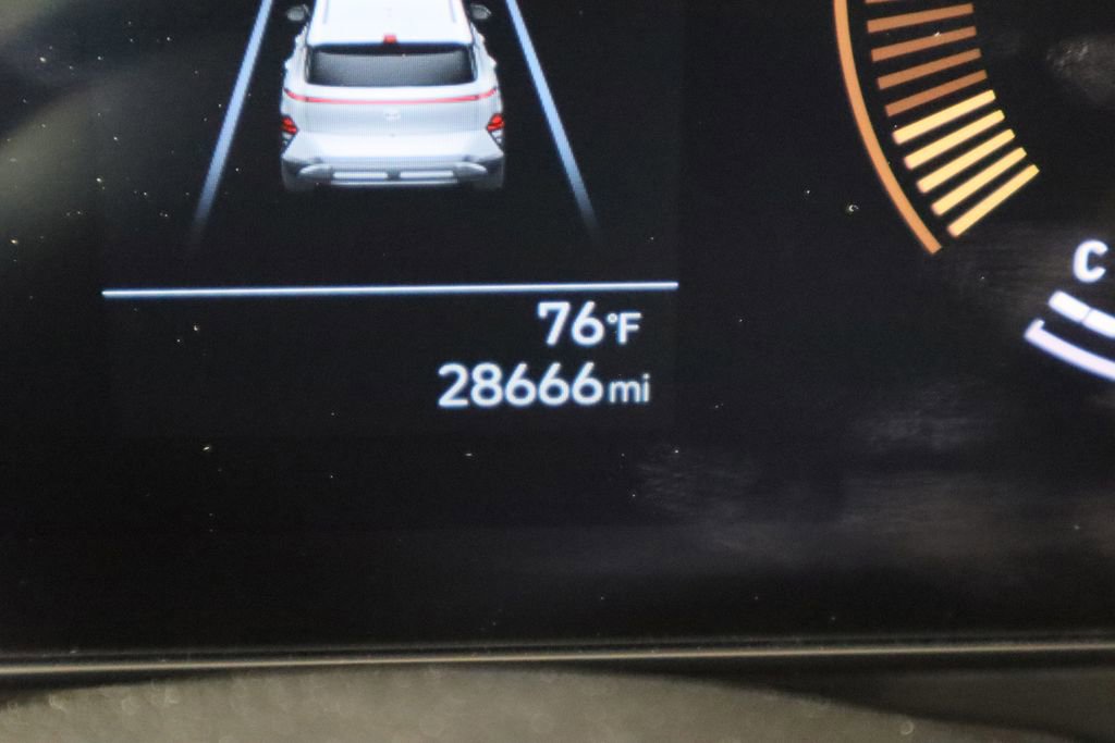 Used 2025 Hyundai Kona SEL image 38