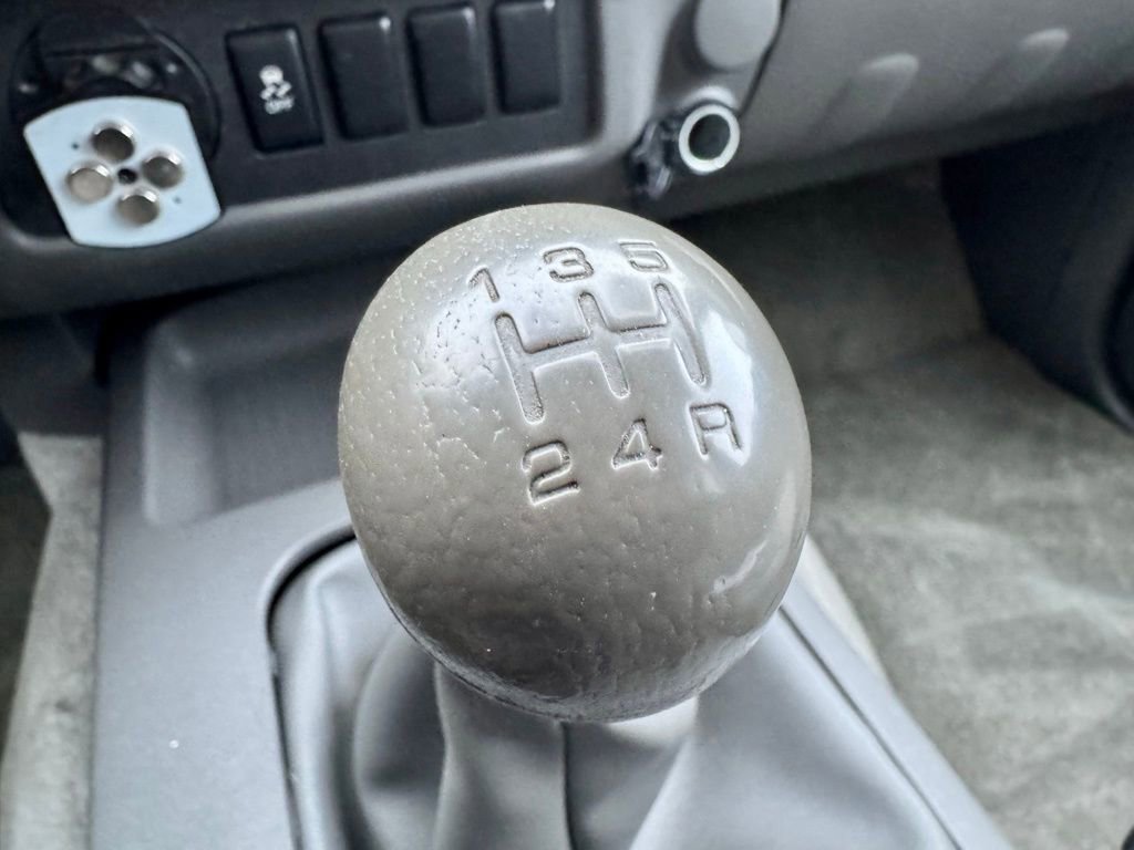 Used 2016 Nissan Frontier S image 23