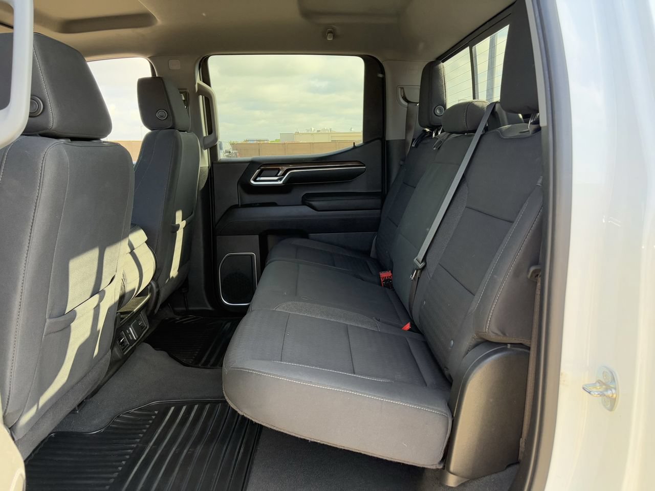 Used 2023 Chevrolet Silverado 1500 LT w/ Convenience Package II RWD image 26