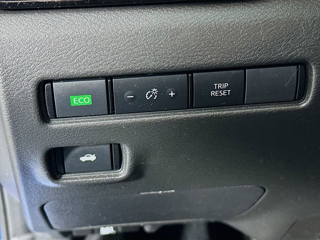 Used 2022 Nissan Sentra SV image 14