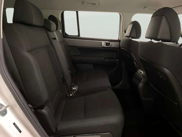 Used 2026 Hyundai Santa Fe SE FWD image 45