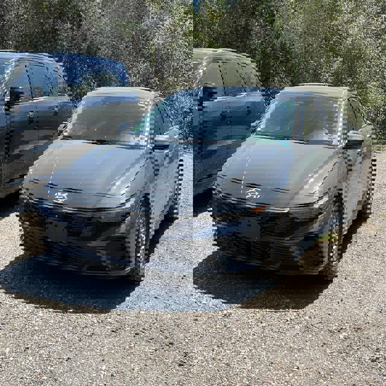 Used 2025 Hyundai Elantra SE w/ Cargo Package image 1