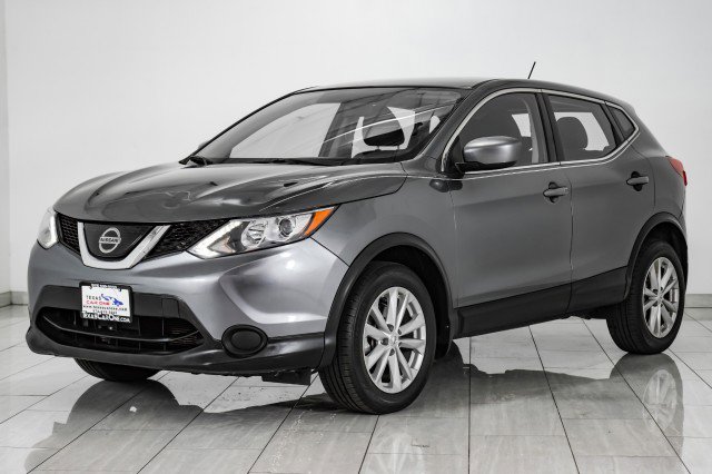 Used 2019 Nissan Rogue Sport S w/ Appearance Package image 4