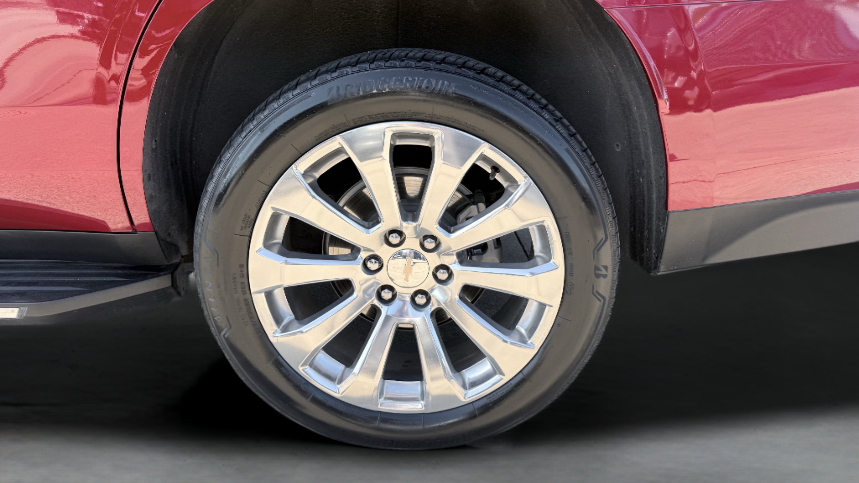 Used 2023 Chevrolet Tahoe Premier w/ Premium Package RWD image 15