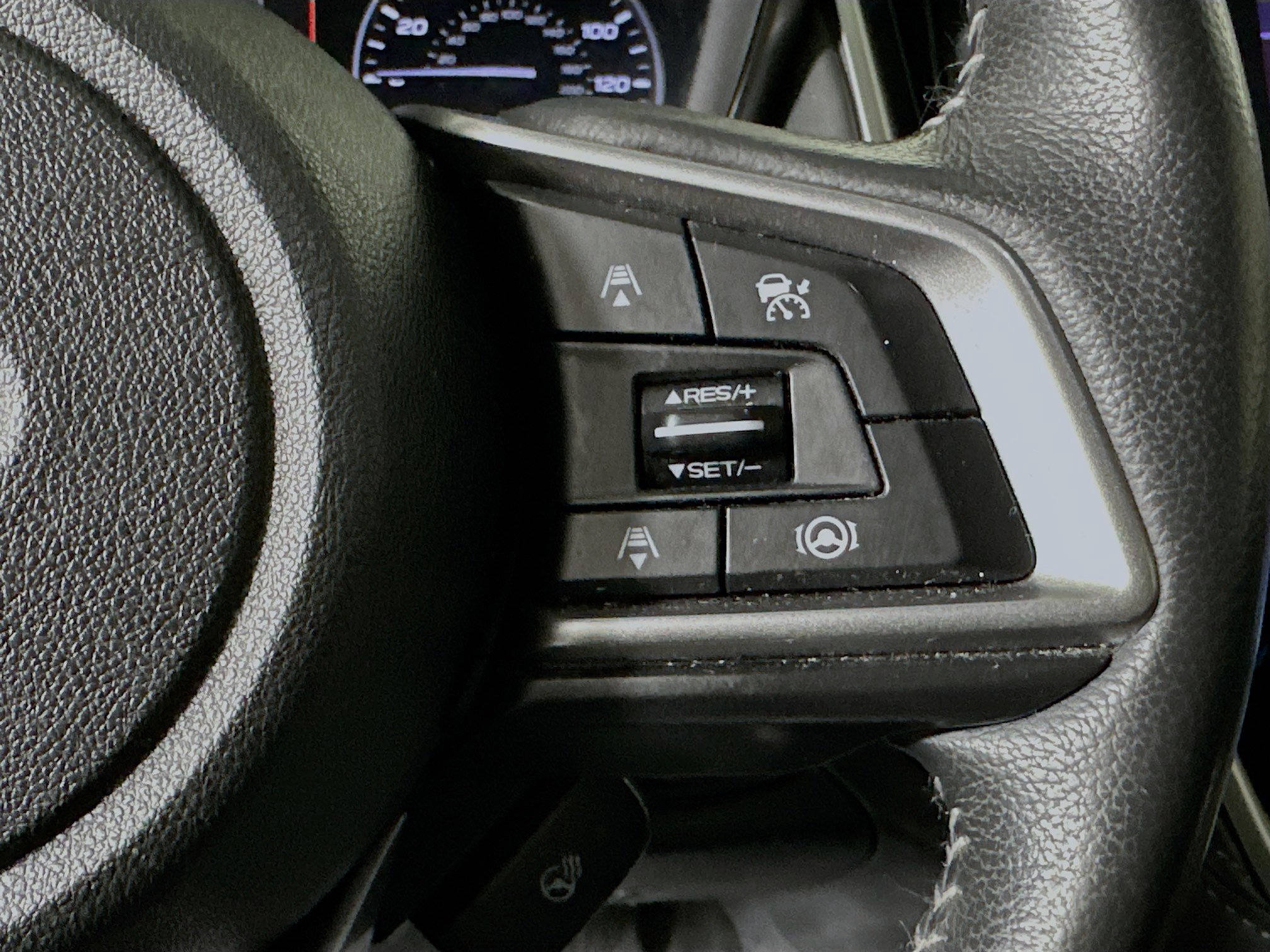 Used 2022 Subaru Outback Limited image 17