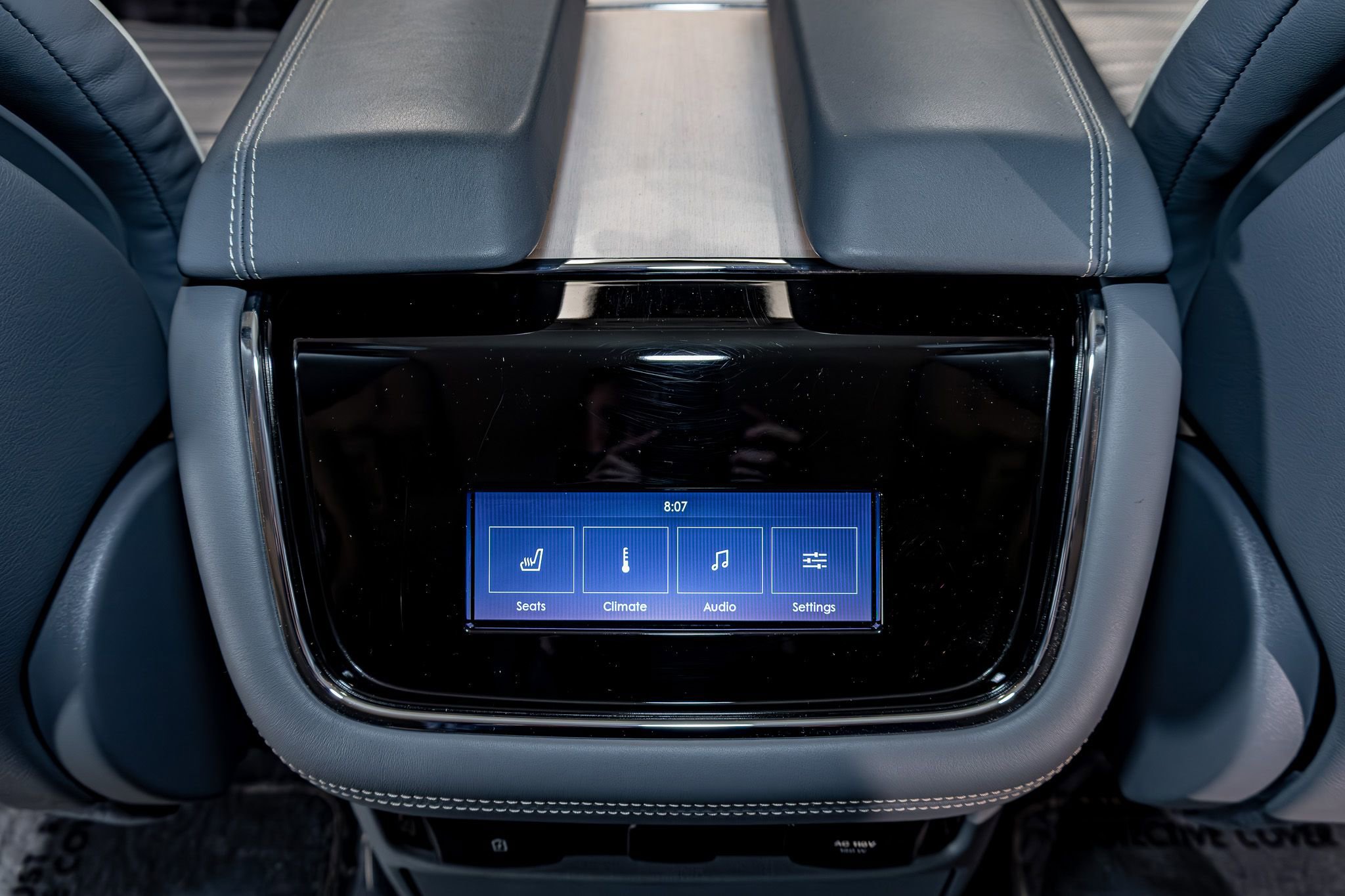 Used 2024 Lincoln Navigator Black Label image 23