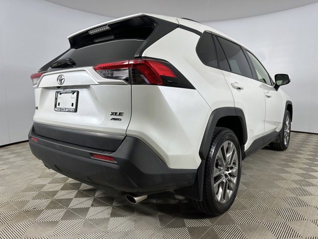 Used 2023 Toyota RAV4 XLE Premium image 7