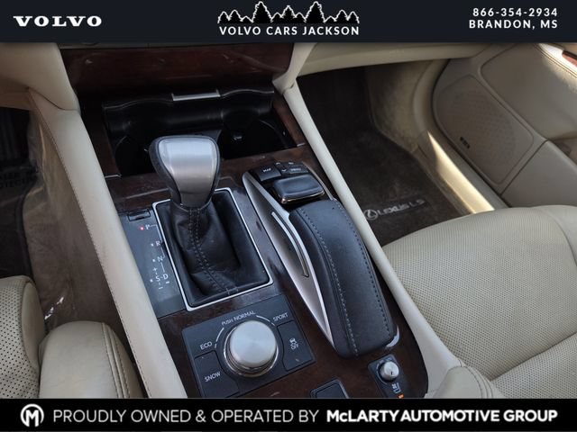 Used 2016 Lexus LS 460 AWD w/ Comfort Package image 12