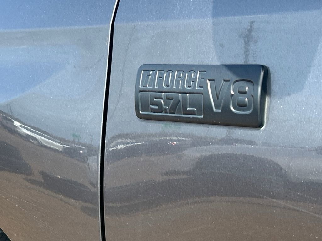 Used 2020 Toyota Tundra SR5 w/ SR5 Leather Package image 37