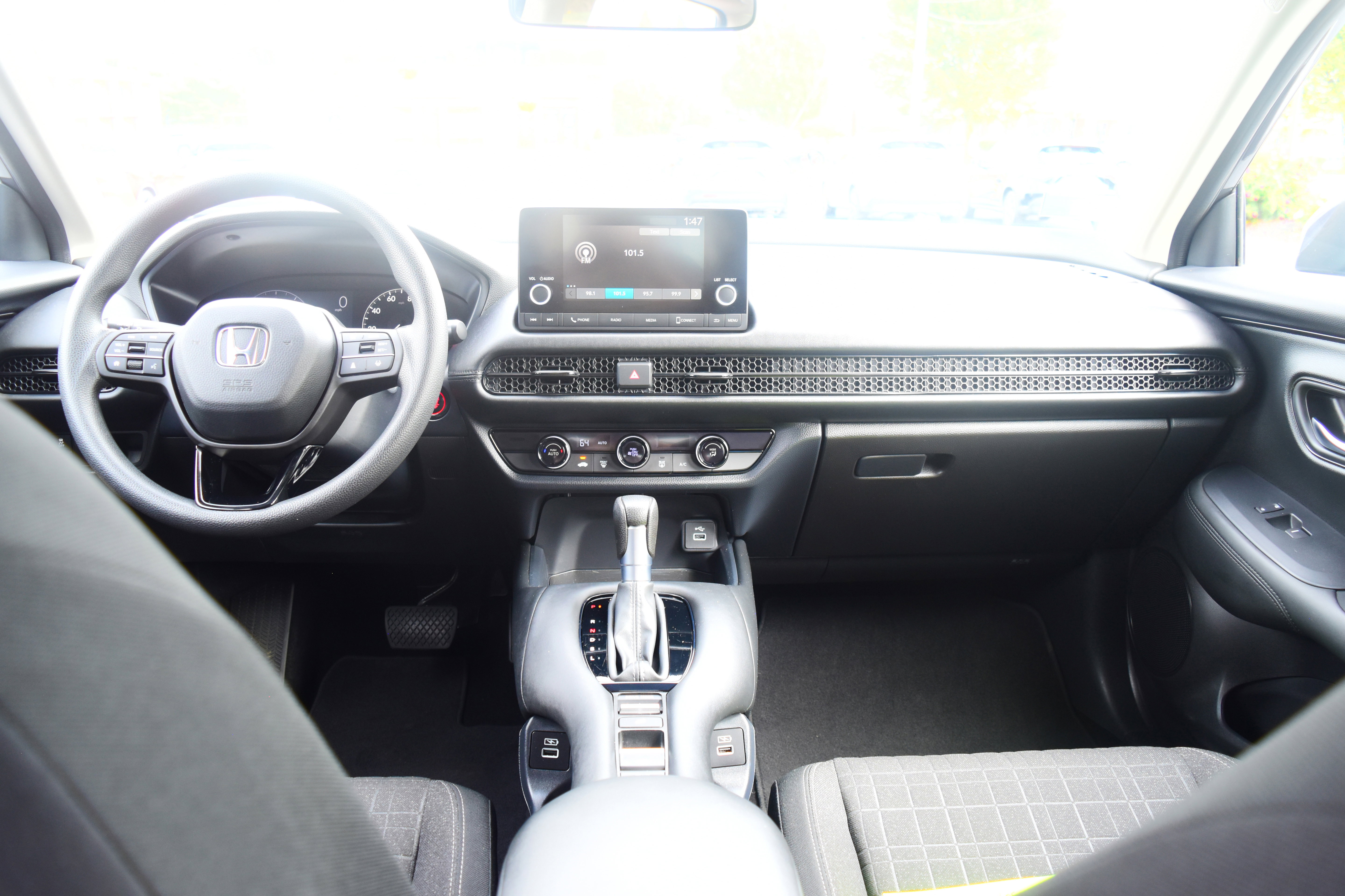 Certified 2023 Honda HR-V LX image 26