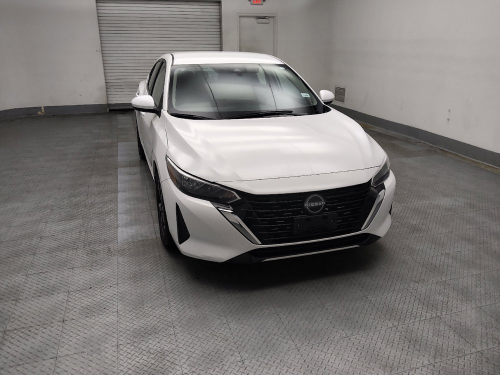 Used 2025 Nissan Sentra SV FWD image 13