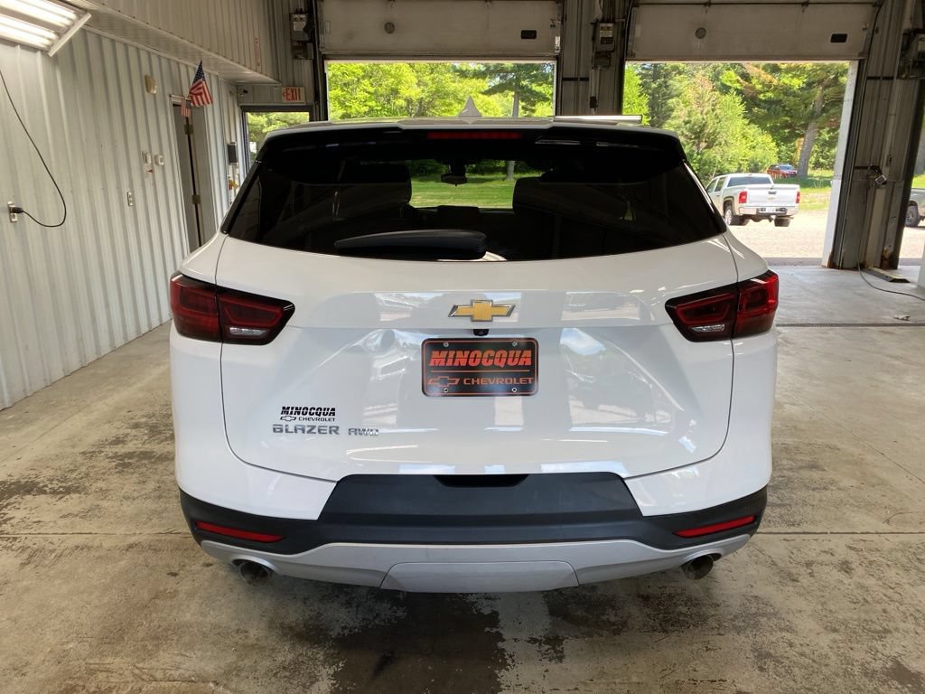Certified 2023 Chevrolet Blazer LT w/ Driver Confidence Package AWD/4WD image 12