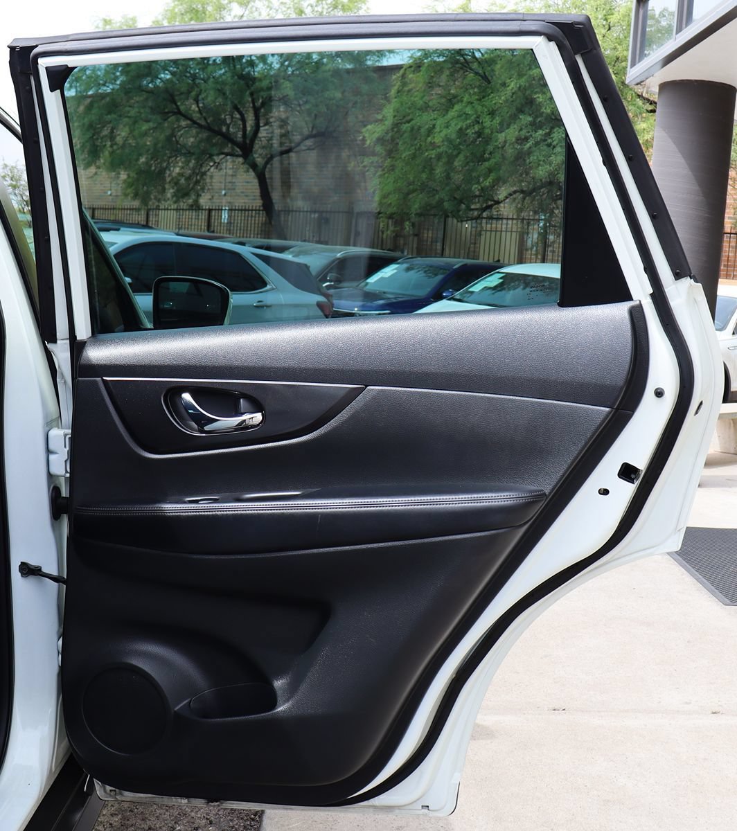 Used 2018 Nissan Rogue S FWD image 26