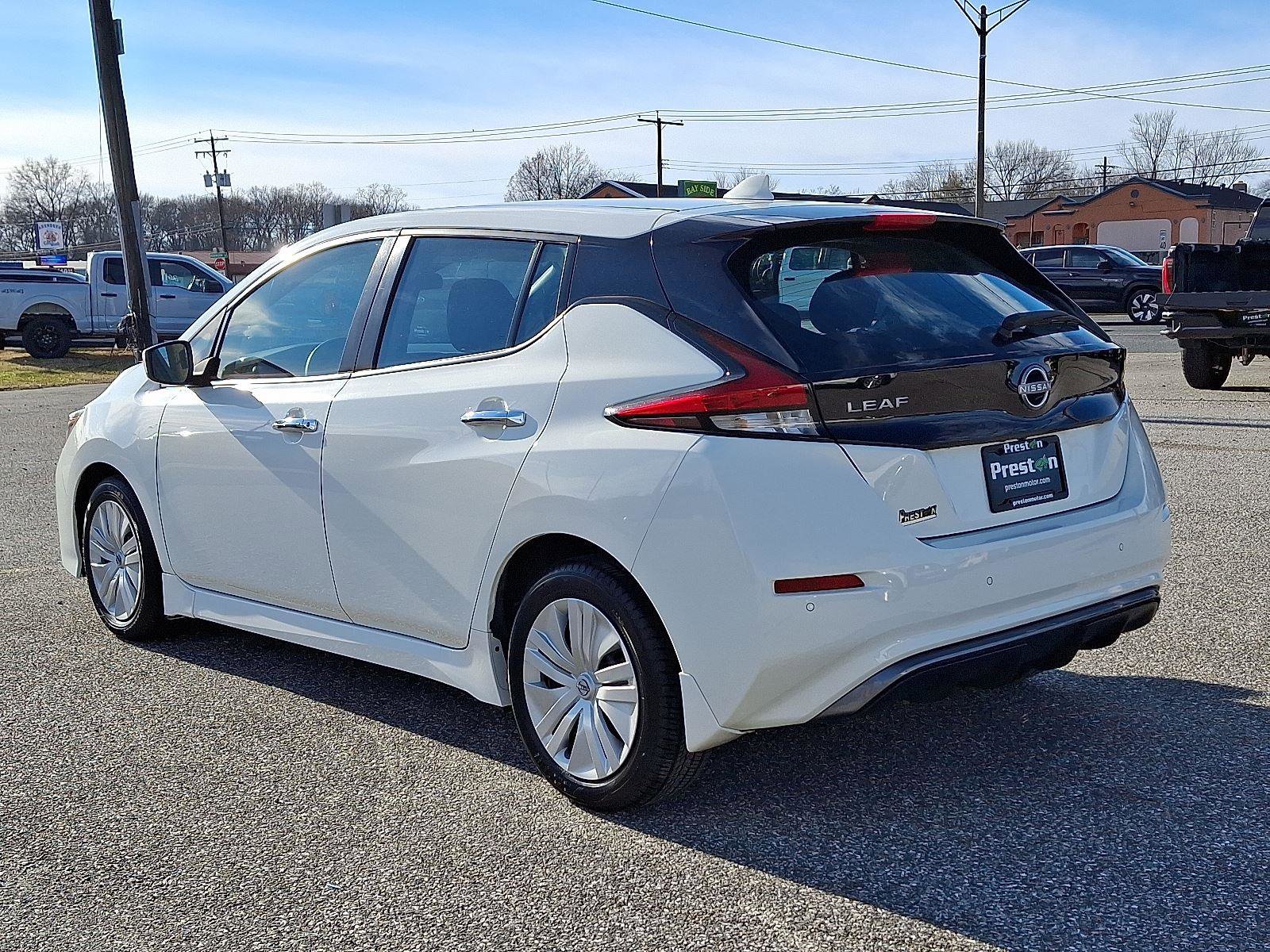 Used 2023 Nissan Leaf S image 6
