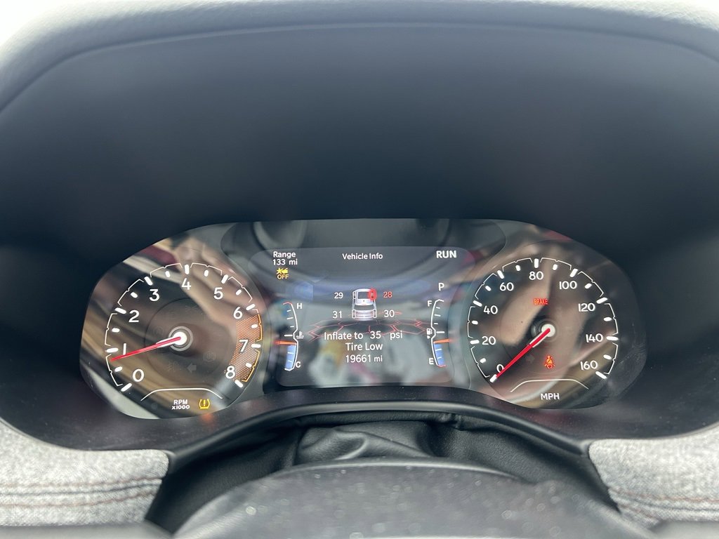 Used 2024 Jeep Compass Latitude w/ Sun and Sound Group image 20