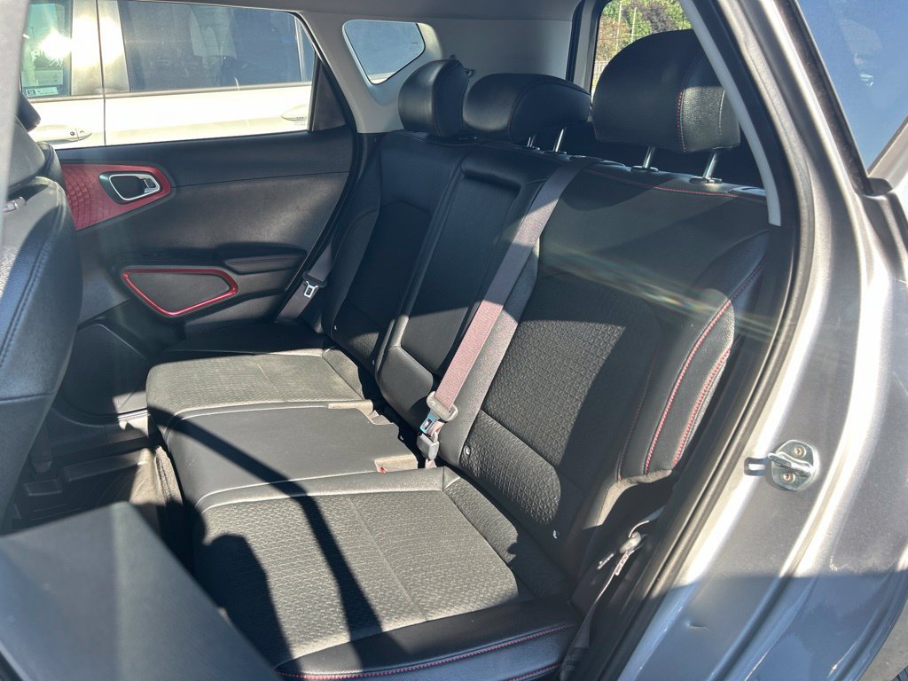Used 2023 Kia Soul GT-Line FWD image 34