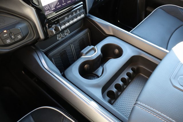 Used 2025 RAM 2500 Laramie w/ Night Edition image 31