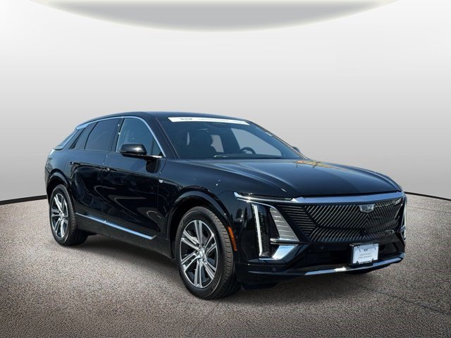 Certified 2024 Cadillac Lyriq Luxury AWD/4WD image 5