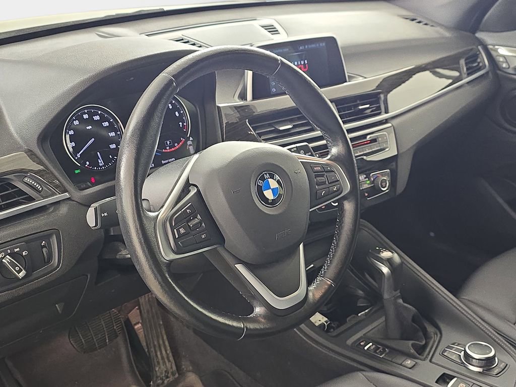 Used 2018 BMW X1 xDrive28i w/ Convenience Package AWD/4WD image 19