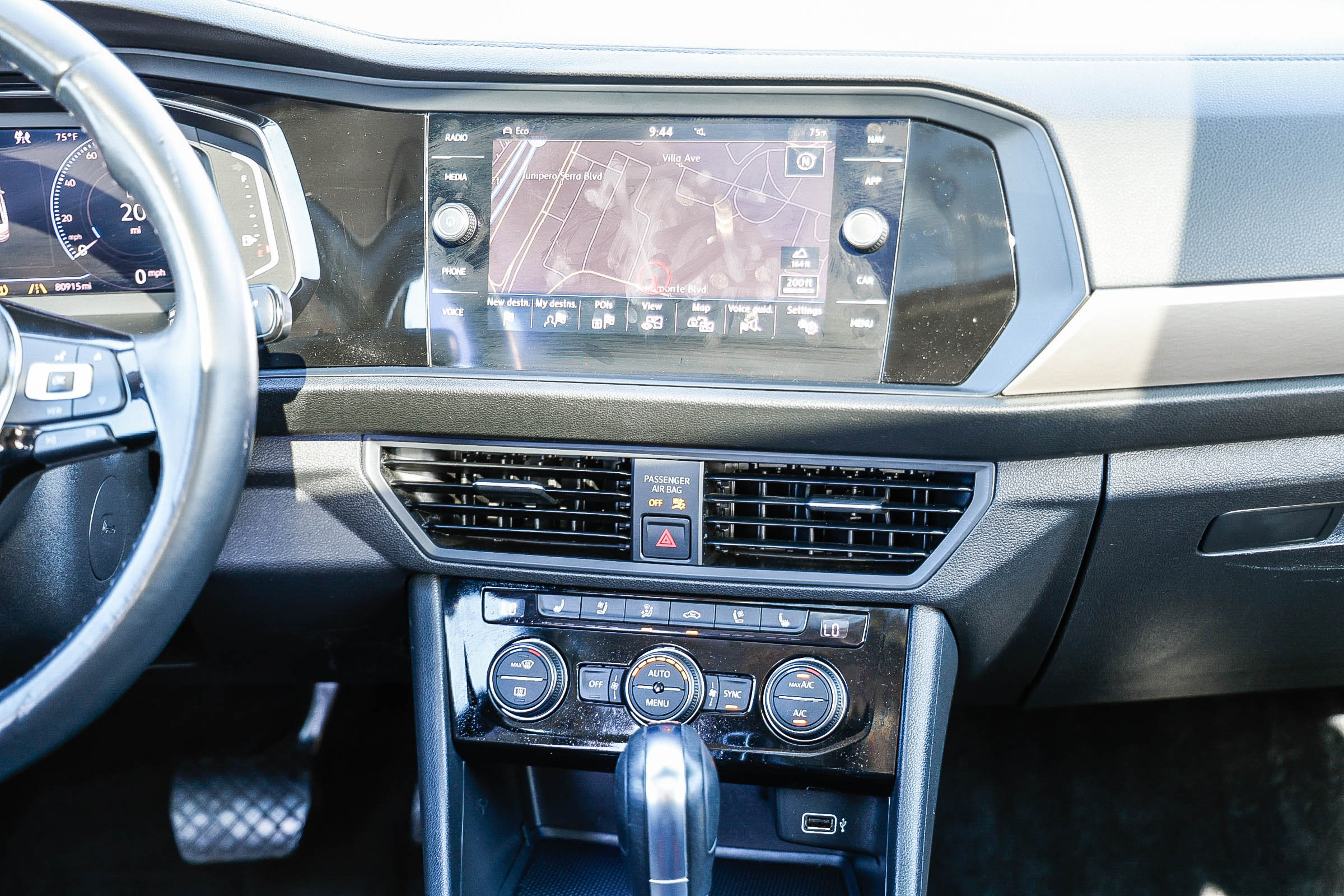 Used 2019 Volkswagen Jetta SEL Premium FWD image 8