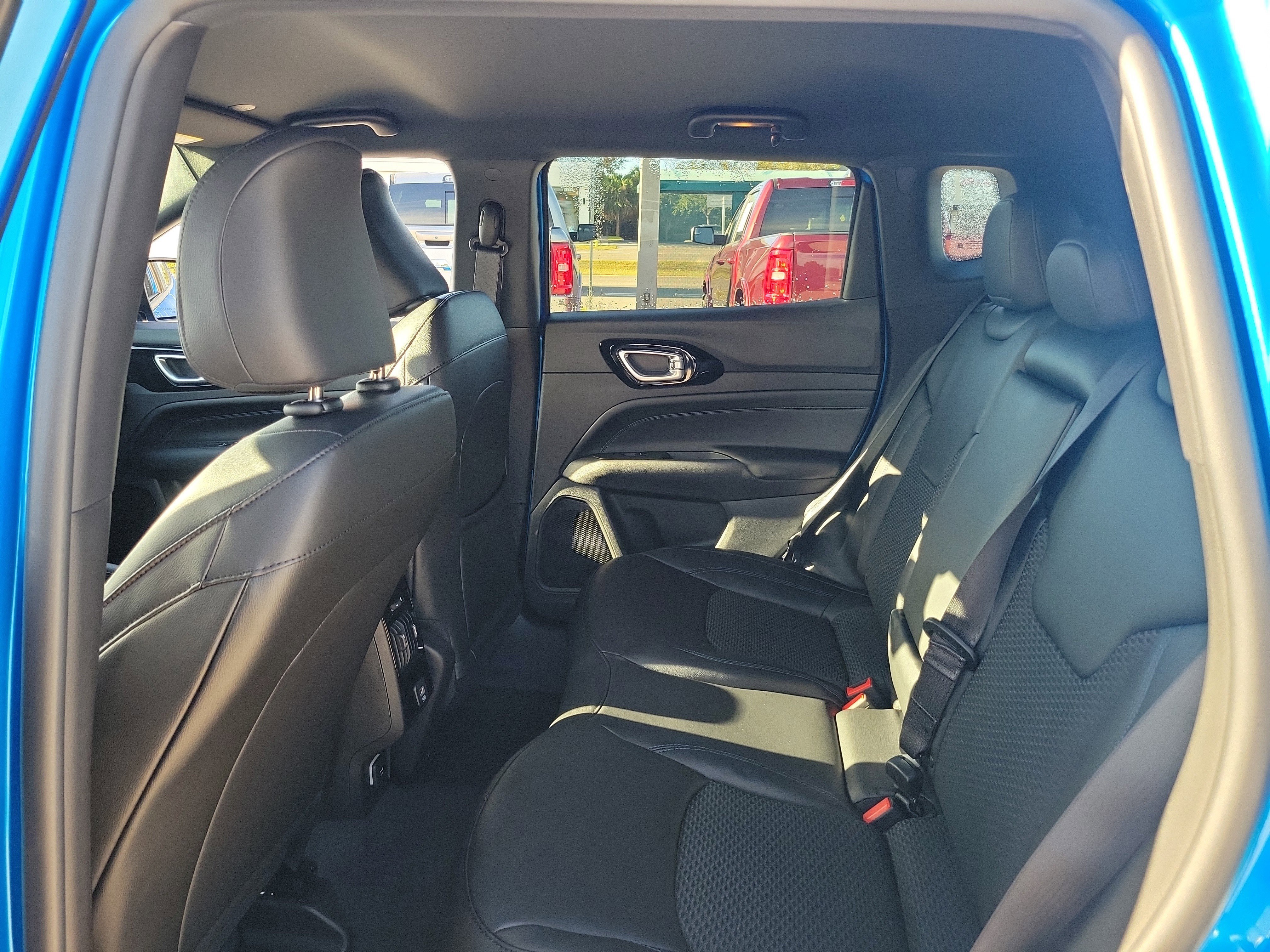 New 2026 Jeep Compass Latitude image 6