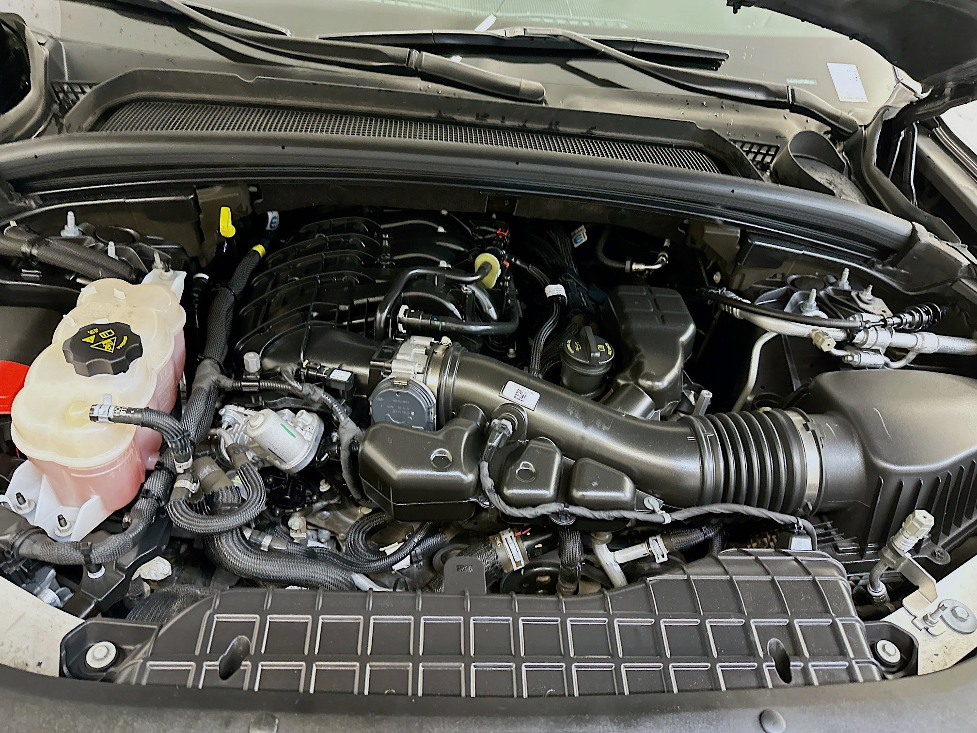 Used 2023 Jeep Grand Cherokee L Laredo image 34