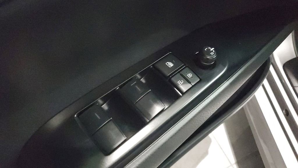 Used 2025 Toyota Camry XSE image 22