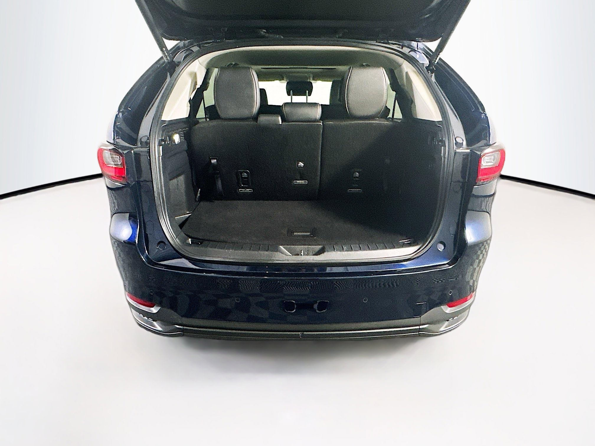 Used 2025 MAZDA CX-90 3.3 Turbo w/ Preferred Package image 32