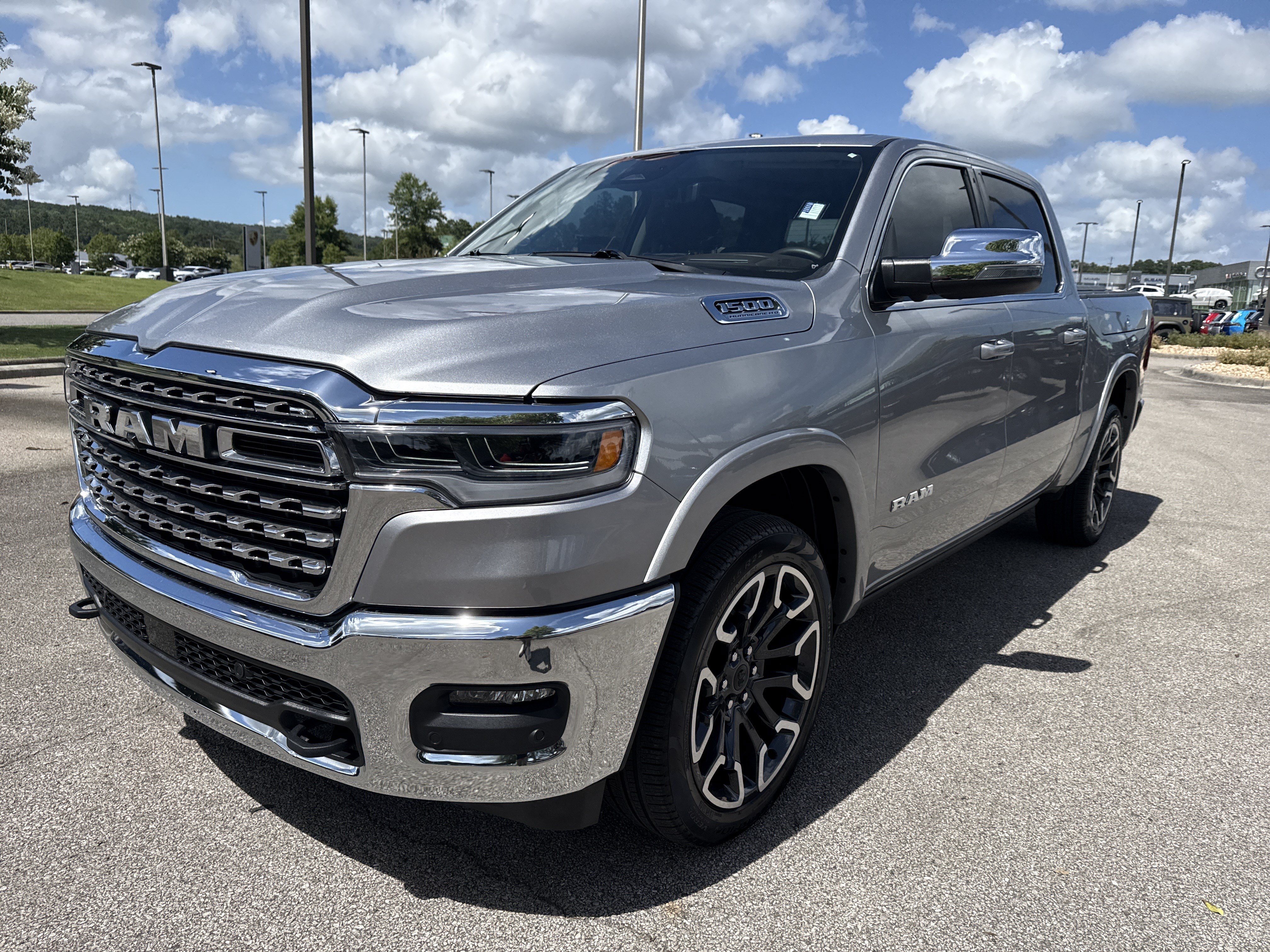 Used 2026 RAM 1500 Limited AWD/4WD image 3