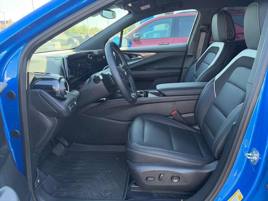 New 2025 Chevrolet Blazer EV LT AWD/4WD image 15