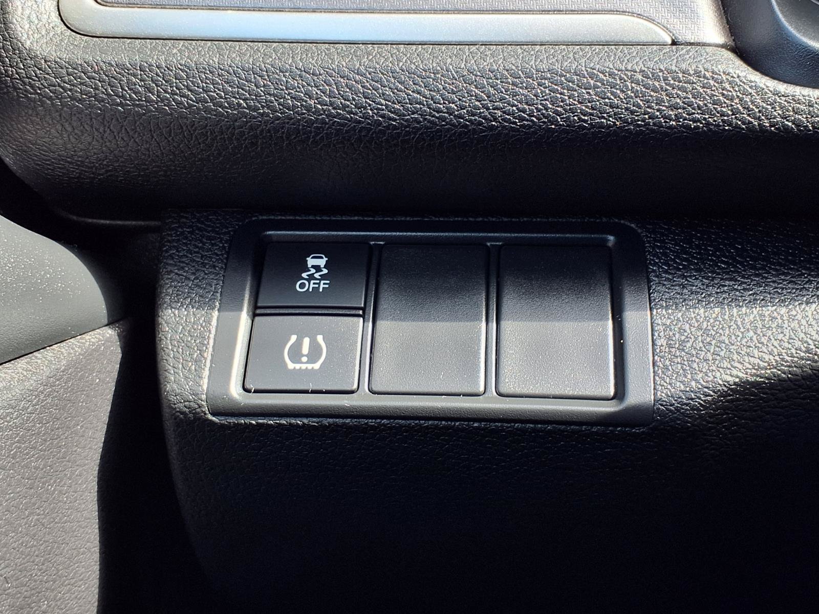 Used 2018 Honda Civic LX image 9