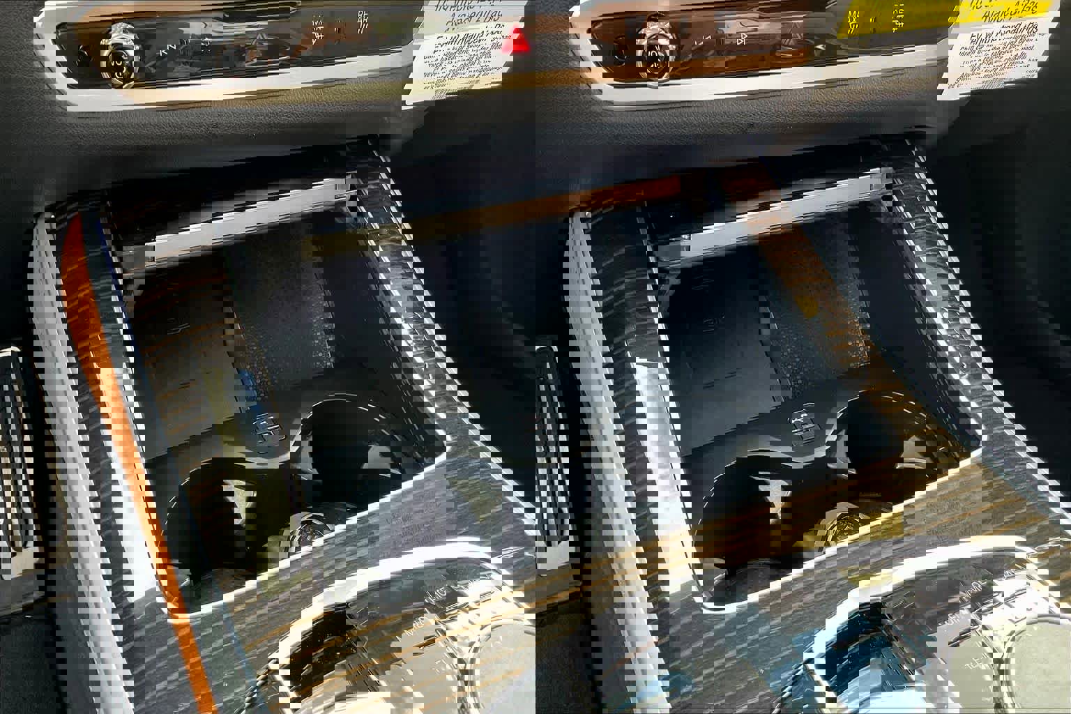 Used 2024 BMW X5 xDrive50e w/ M Sport Package image 37