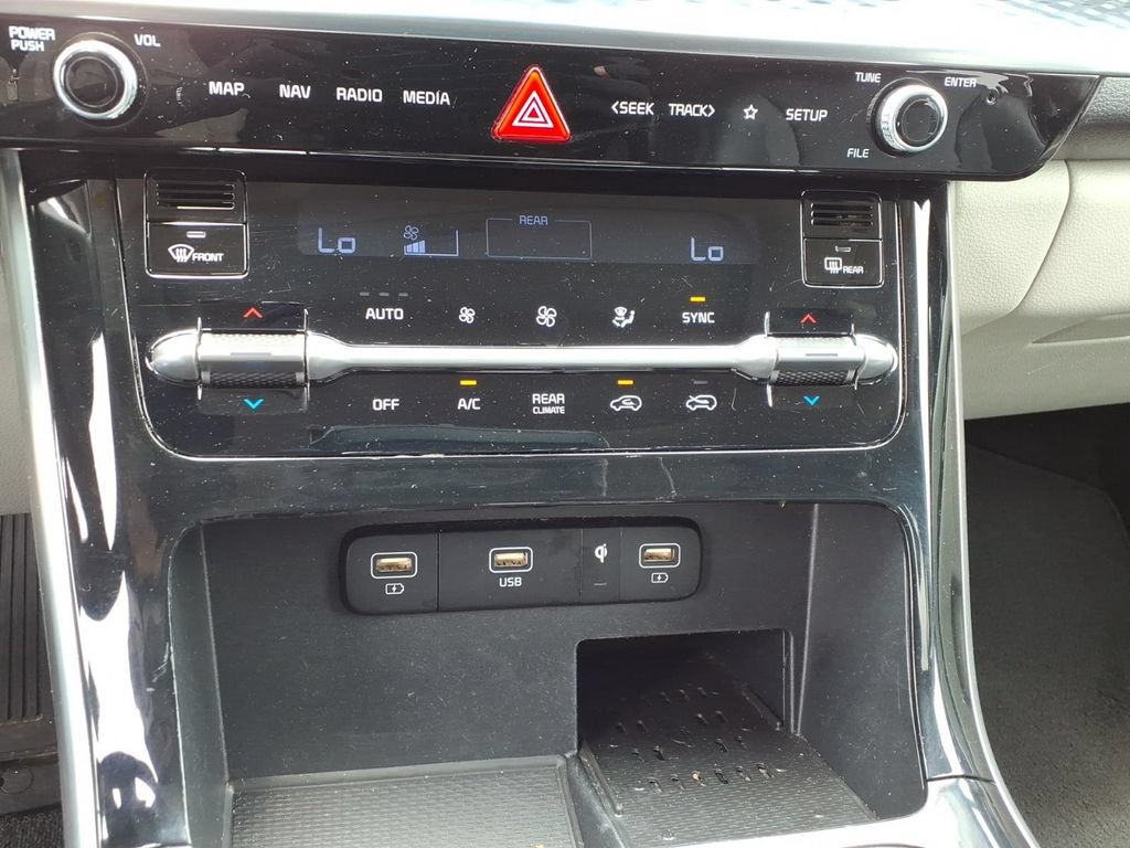 Used 2022 Kia Carnival SX Prestige FWD image 31