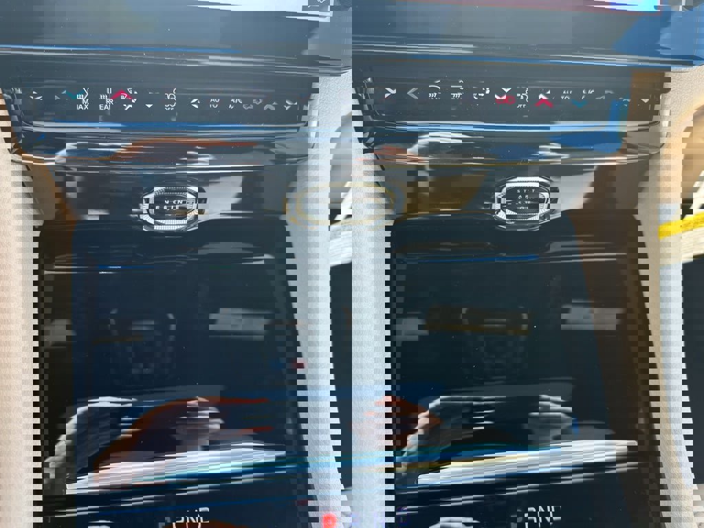 New 2026 Jeep Grand Cherokee Limited w/ Luxury Tech Group II image 20