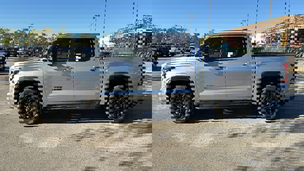 New 2026 Toyota Tundra Limited image 4