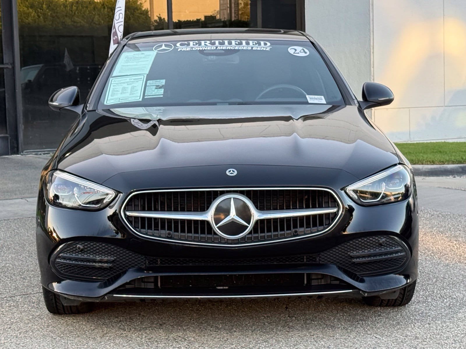 Used 2024 Mercedes-Benz C 300 Sedan image 5