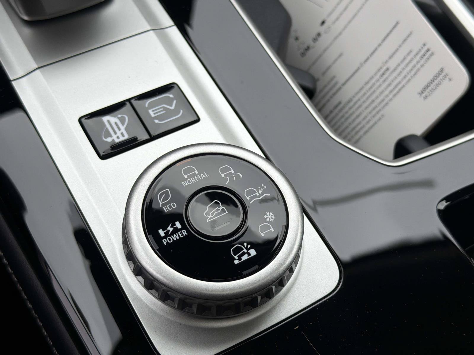 New 2026 Mitsubishi Outlander SE AWD/4WD image 25