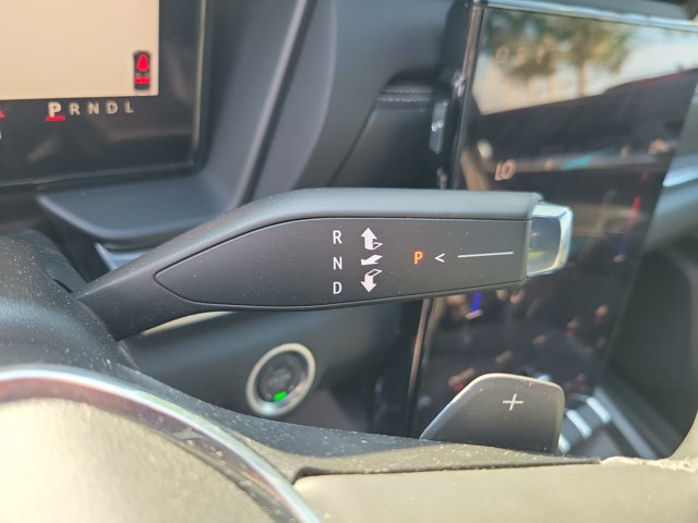 Used 2025 GMC Terrain Elevation w/ Elevation Premium Package AWD/4WD image 27