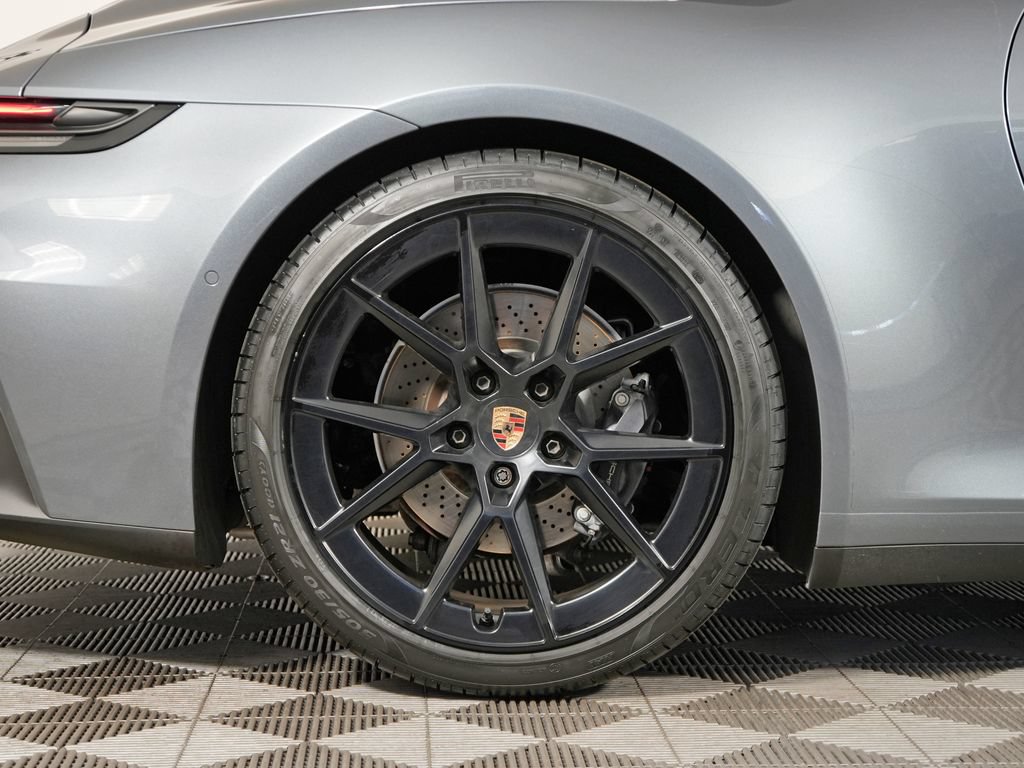 Certified 2025 Porsche 911 Carrera RWD image 22