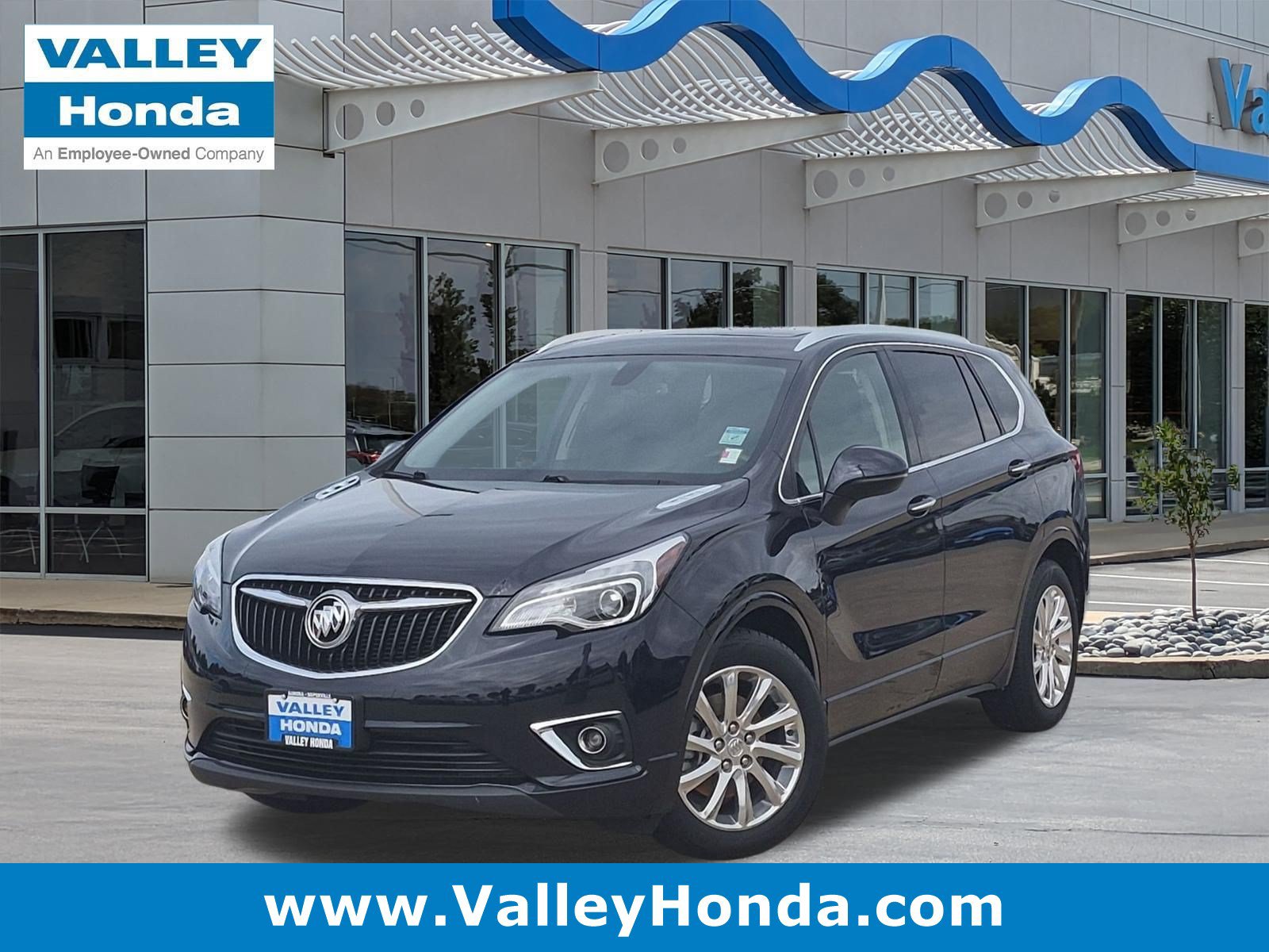 Used 2020 Buick Envision Essence FWD image 1