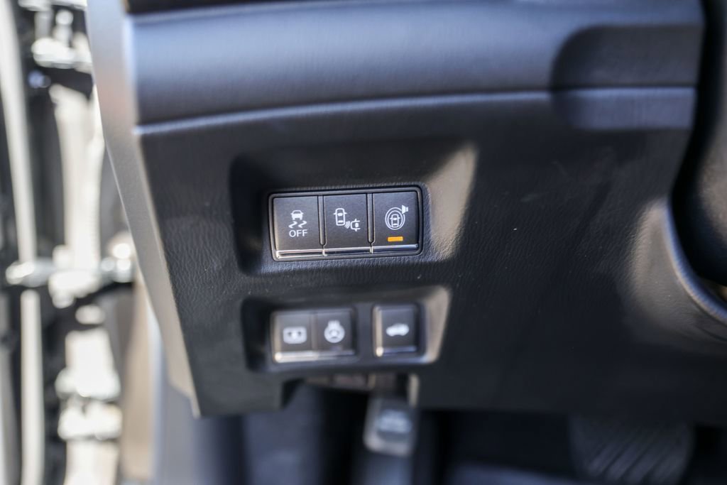 Used 2016 INFINITI Q70 L 3.7 w/ Deluxe Touring Package image 15