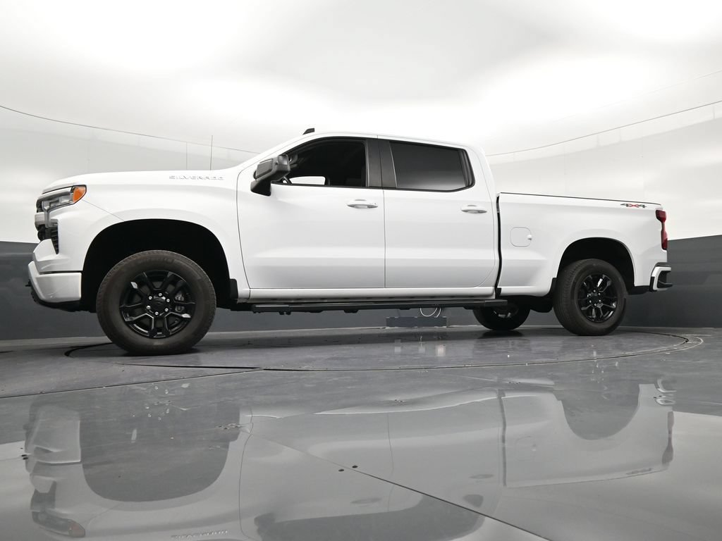 Used 2023 Chevrolet Silverado 1500 RST AWD/4WD image 36