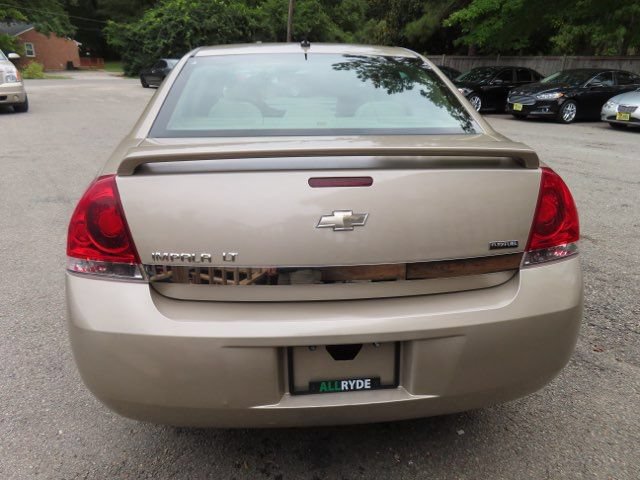 Used 2008 Chevrolet Impala LT FWD image 7