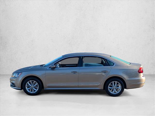 Used 2017 Volkswagen Passat 1.8T S FWD image 8