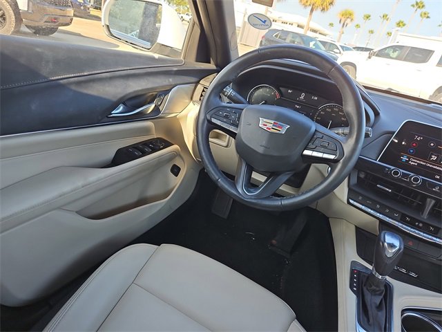 Used 2021 Cadillac CT4 Luxury w/ Bose Premium Audio Package image 7