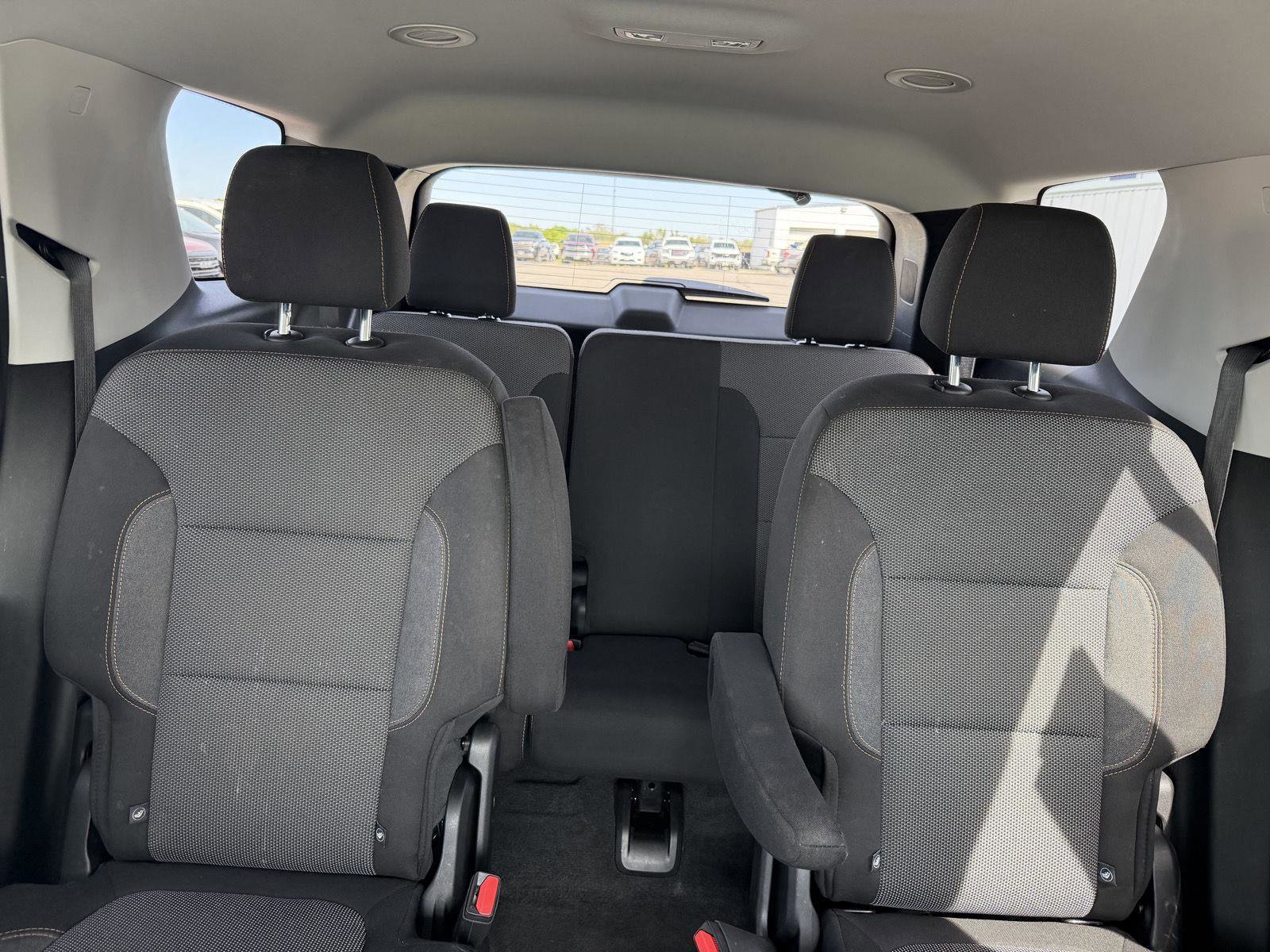 Used 2019 Chevrolet Traverse LT w/ LPO, Floor Liner Package AWD/4WD image 26