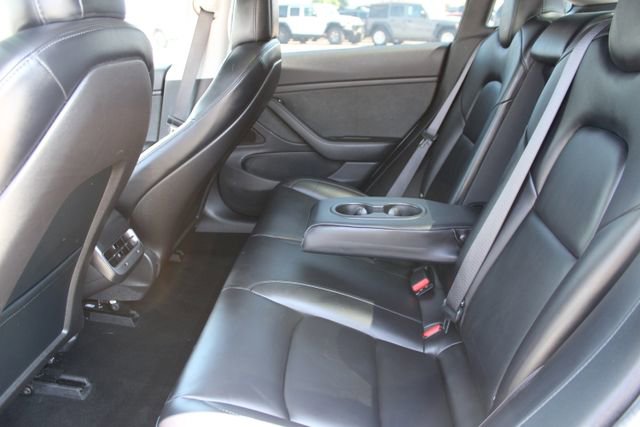 Used 2018 Tesla Model 3 Long Range RWD image 32