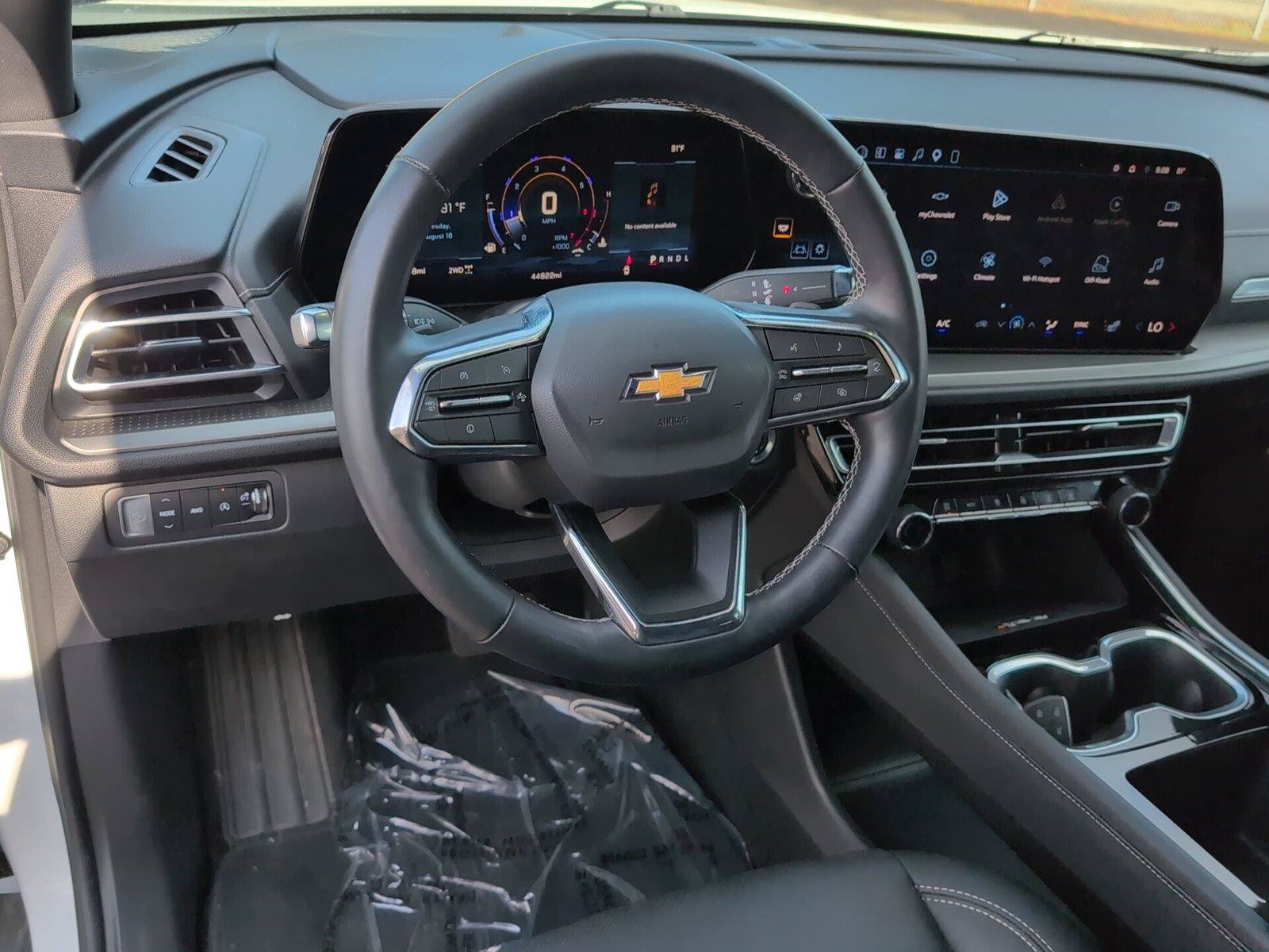 Certified 2025 Chevrolet Traverse LT AWD/4WD image 4